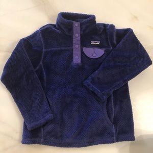 Girls XS (5-6) Patagonia fleece jacket.